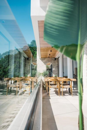 KAAB Boutique Hotel